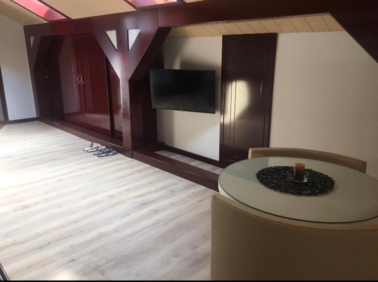 Cherry Apartmani 고르니 밀라노바츠 외부 사진